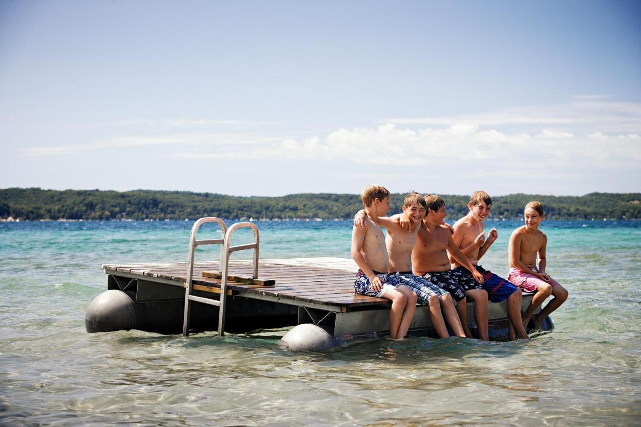 Chimney Corners Resort Франкфорт Екстер'єр фото